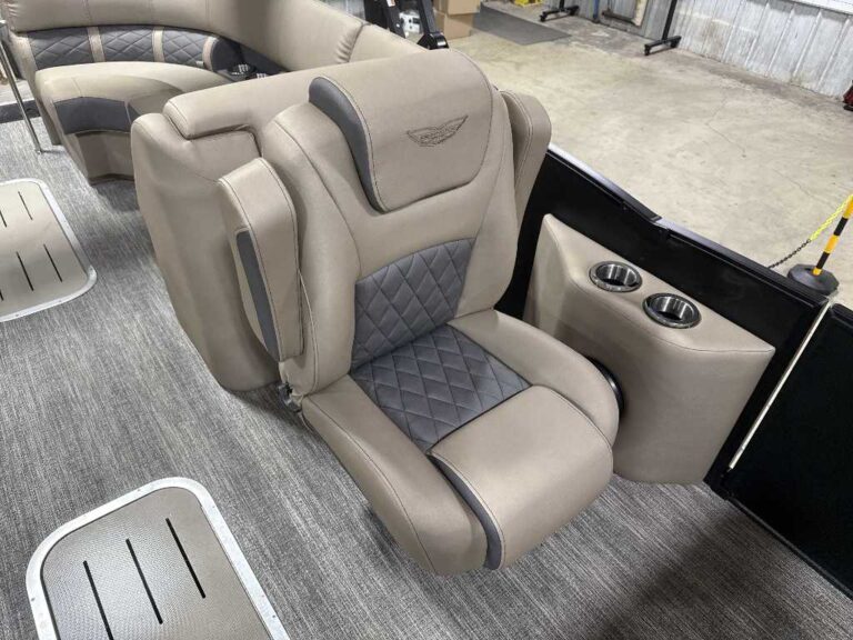 2026 Bennington 25LTFB - Blackout US-ETWS9858K526 [photo 17]